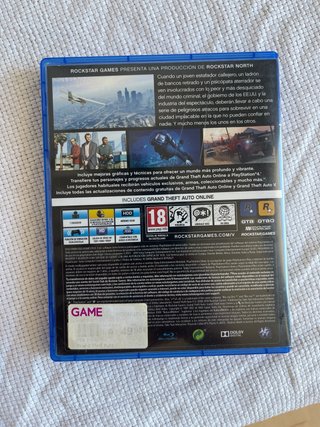 PS4 + 2 mandos + 2 juegos