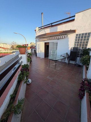 Casa adosada en venta en La Granja-La Colina-Los Pastores en Algeciras