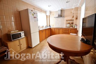 Casa adosada en venta en Cheste