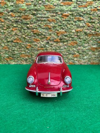 Porsche 356B (1961) – Bburago – Escala 1:18