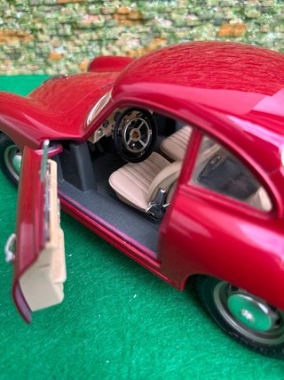 Porsche 356B (1961) – Bburago – Escala 1:18