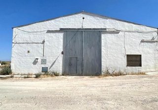 Nave industrial en venta en Mengíbar