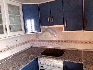 Piso en venta en Zubia (La)