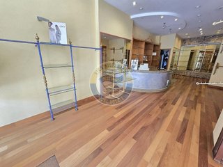 Local comercial en venta en Baiona