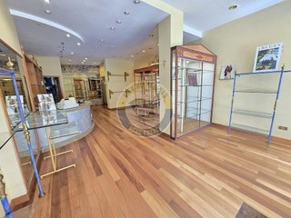 Local comercial en venta en Baiona