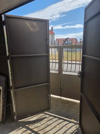 Puerta de Garaje de Hierro