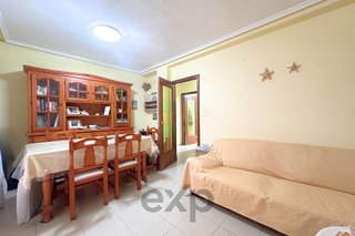 Piso en venta en El Castell en Burjassot