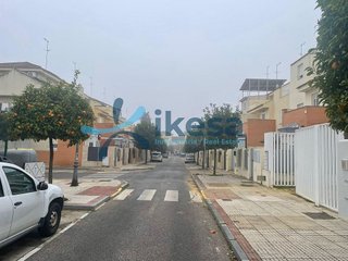 Casa adosada en venta en Castilleja de la Cuesta