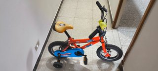 Bicicleta infantil naranja