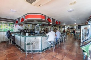 Local comercial en venta en Atarfe