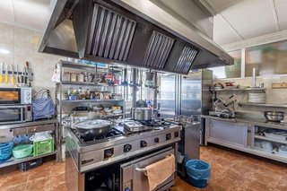 Local comercial en venta en Atarfe