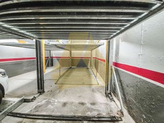 Garaje en venta en Alfalfa en Sevilla
