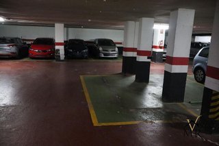 Garaje en venta en La Salut - Lloreda en Badalona