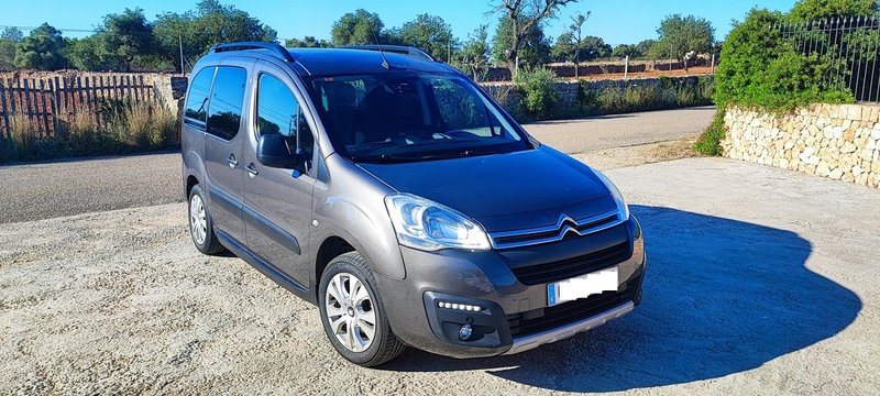 Citroën Berlingo Multispace 1.2 PureTech S&S 20 Aniversario 2017, foto 2