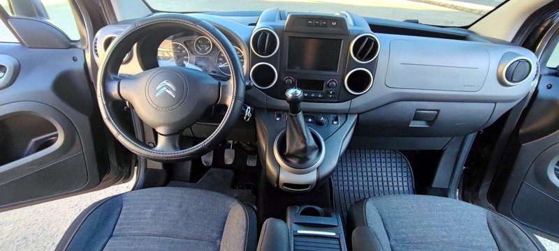 Citroën Berlingo Multispace 1.2 PureTech S&S 20 Aniversario 2017, foto 3