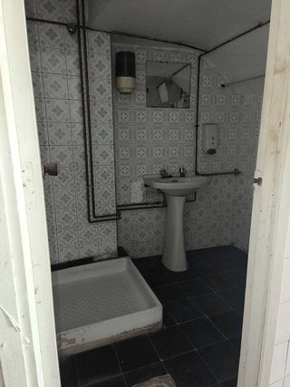 Local comercial en venta en Numancia - San Fernando en Santander