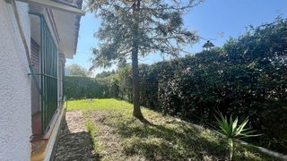 Chalet en venta en Palomares del Río
