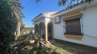 Chalet en venta en Palomares del Río