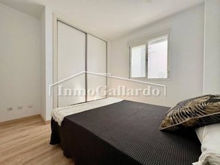 Piso en venta en Parque Victoria Eugenia en Málaga
