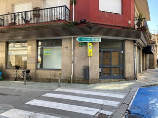 Local comercial en alquiler en Grove (O)