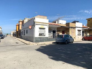 Casa adosada en venta en Cabezas de San Juan (Las)