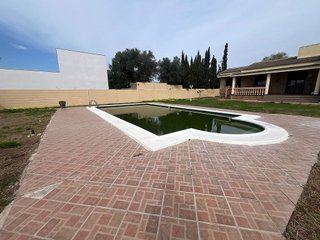 Chalet en venta en Montequinto en Dos Hermanas