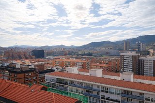 Piso en venta en San Pedro de Deusto-La Ribera en Bilbao