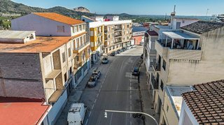Edificio en venta en Pego