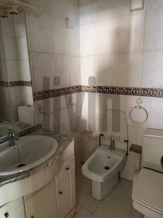 Piso en venta en Peñamefecit - Avda Barcelona en Jaén