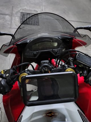 Honda CBR 600f 2012. 60.000km