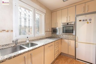 Chalet en venta en Cervantes en Granada