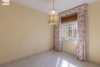Chalet en venta en Cervantes en Granada