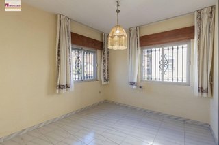 Chalet en venta en Cervantes en Granada