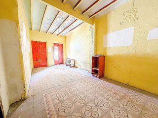 Casa adosada en venta en Yecla