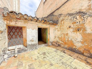 Casa adosada en venta en Yecla