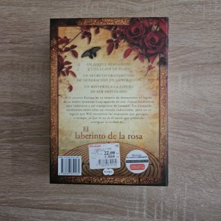 Novela El laberinto de la rosa.Titania Hardie