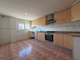 Piso en venta en Parque de la Bombilla-Pla de Rascanya en Llíria
