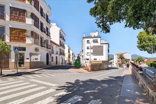 Piso en venta en Coín
