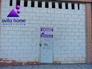 Local comercial en venta en Universidad en Ávila