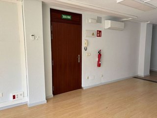 Oficina en venta en Numancia - San Fernando en Santander