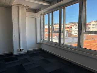 Oficina en venta en Numancia - San Fernando en Santander