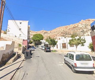 Piso en venta en La Chanca - Pescadería en Almería