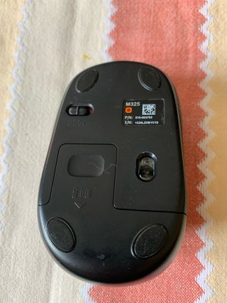 Ratón inalámbrico Logitech negro