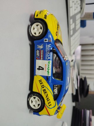 Scalextric Renault Megane Rally