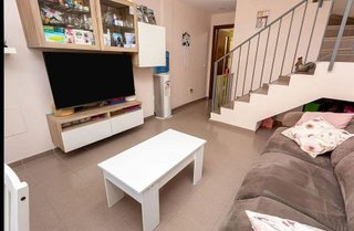 Casa adosada en venta en La Granja-La Colina-Los Pastores en Algeciras