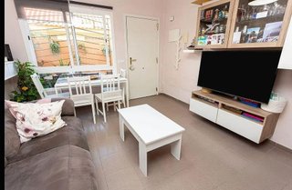 Casa adosada en venta en La Granja-La Colina-Los Pastores en Algeciras
