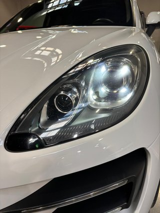 Porsche Macan Turbo 2015