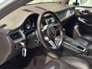 Porsche Macan Turbo 2015