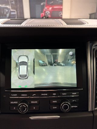 Porsche Macan Turbo 2015