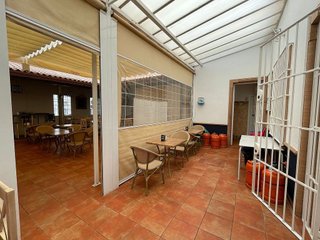 Local comercial en alquiler en Olivares